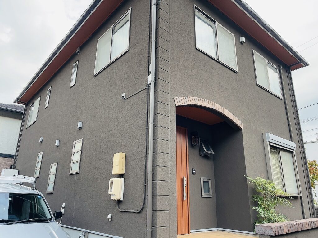 島田市ばらの丘Y様邸｜外壁塗装｜シンプルモダン艶消し仕上げ