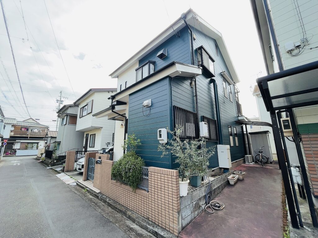 静岡市駿河区富士見台Y様邸｜外壁屋根塗装｜スタイリュシュ塗り分け仕様